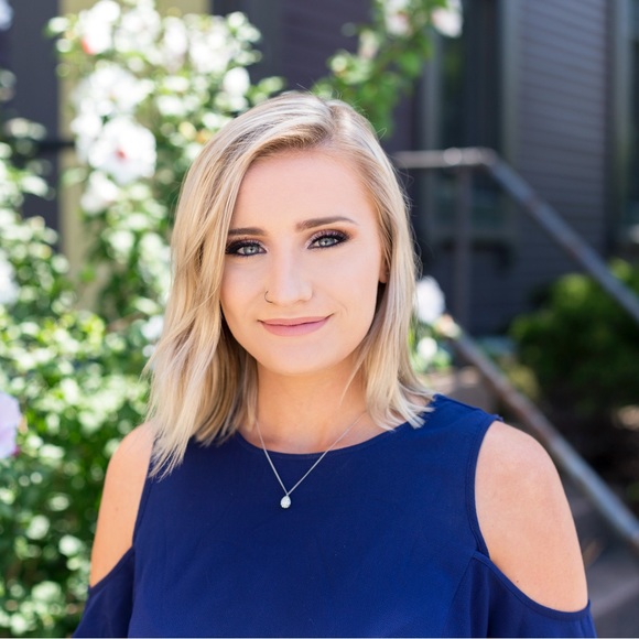 Meet your Posher, Kellie - Picture 1 of 1